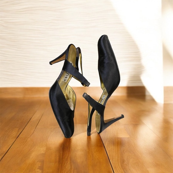 Escada Black Heels with Gold Accents - Picture 4 of 6